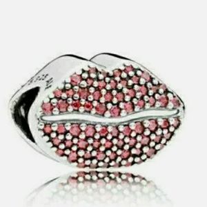 Pandora kiss more lips charm.